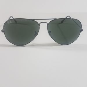 Ray-Ban RB3025 Aviator Sunglasses